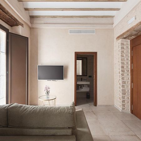 Casa Senorial Del Siglo XVIII Aparthotel Sevilla Eksteriør bilde
