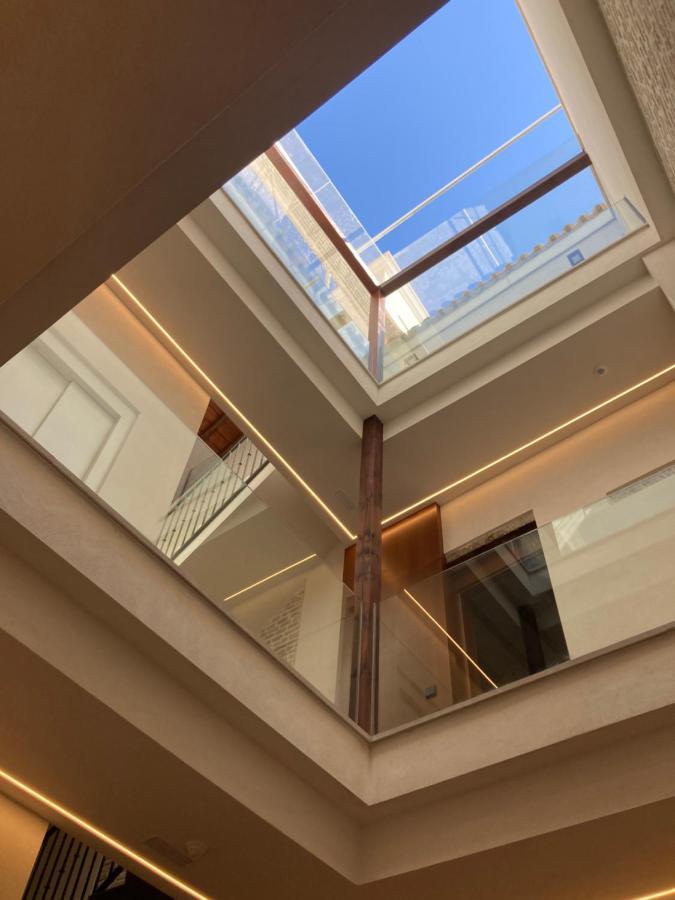 Casa Senorial Del Siglo XVIII Aparthotel Sevilla Eksteriør bilde