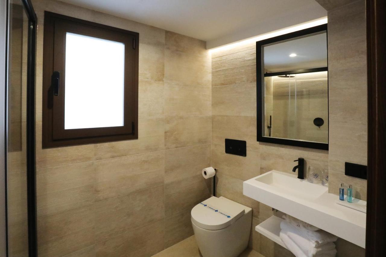 Casa Senorial Del Siglo XVIII Aparthotel Sevilla Eksteriør bilde