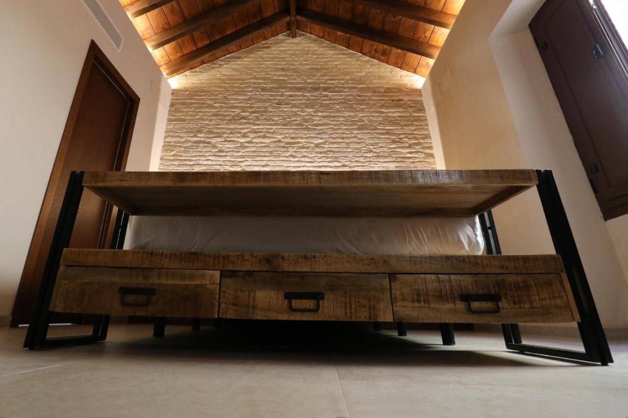 Casa Senorial Del Siglo XVIII Aparthotel Sevilla Eksteriør bilde