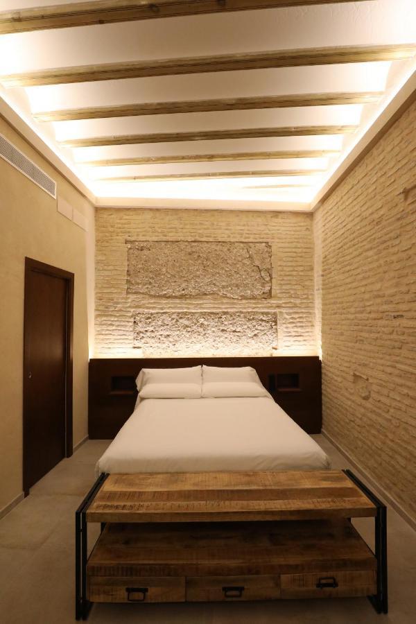 Casa Senorial Del Siglo XVIII Aparthotel Sevilla Eksteriør bilde