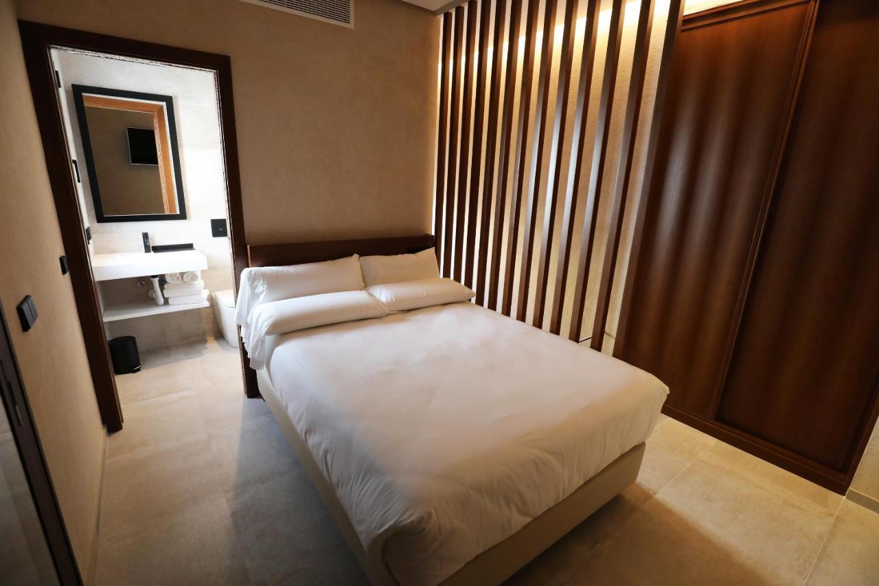 Casa Senorial Del Siglo XVIII Aparthotel Sevilla Eksteriør bilde