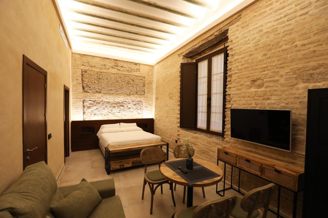 Casa Senorial Del Siglo XVIII Aparthotel Sevilla Eksteriør bilde
