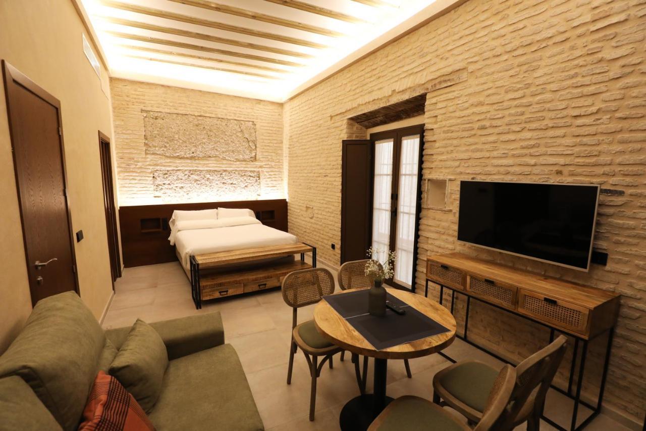 Casa Senorial Del Siglo XVIII Aparthotel Sevilla Eksteriør bilde