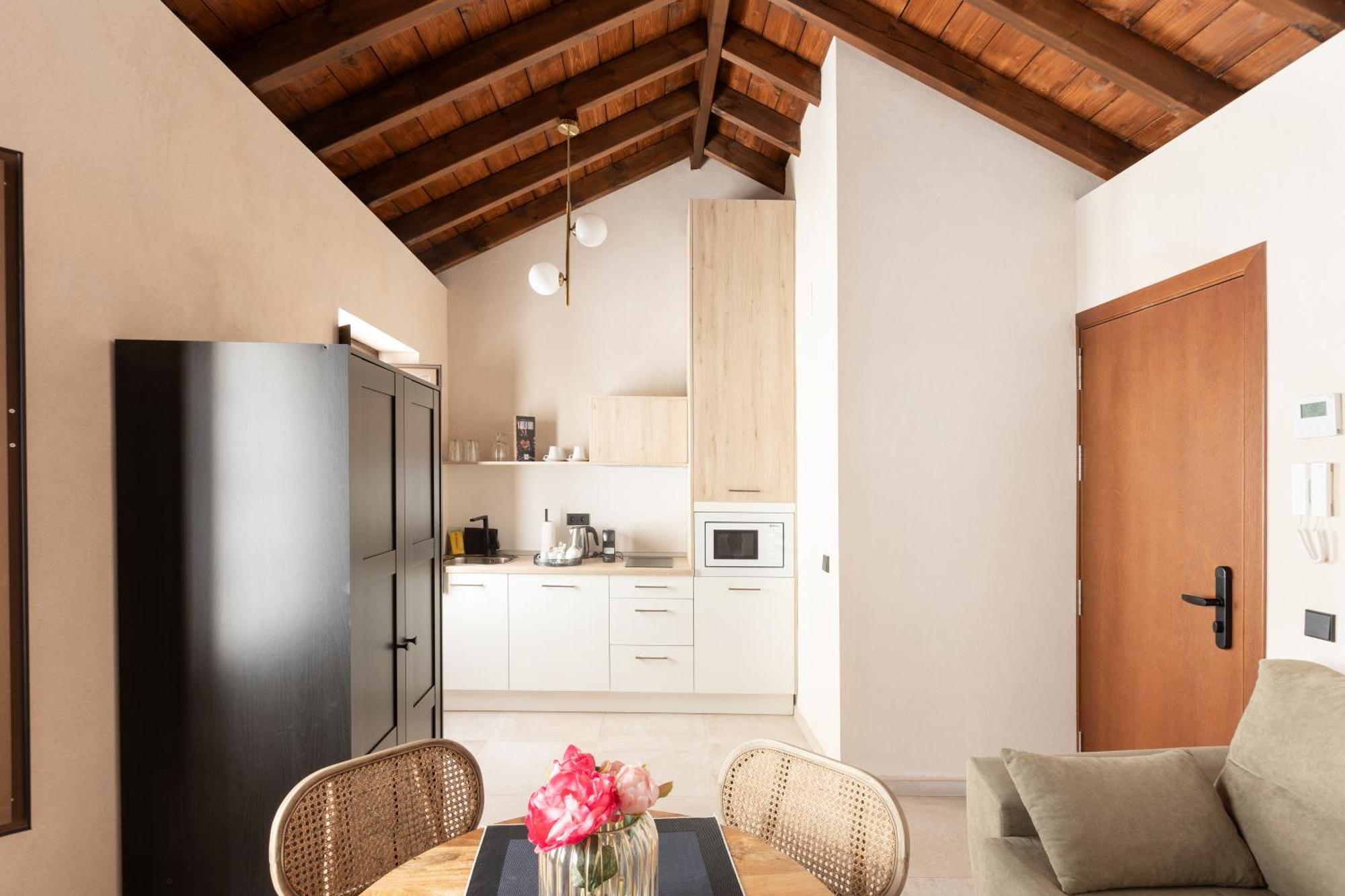 Casa Senorial Del Siglo XVIII Aparthotel Sevilla Eksteriør bilde
