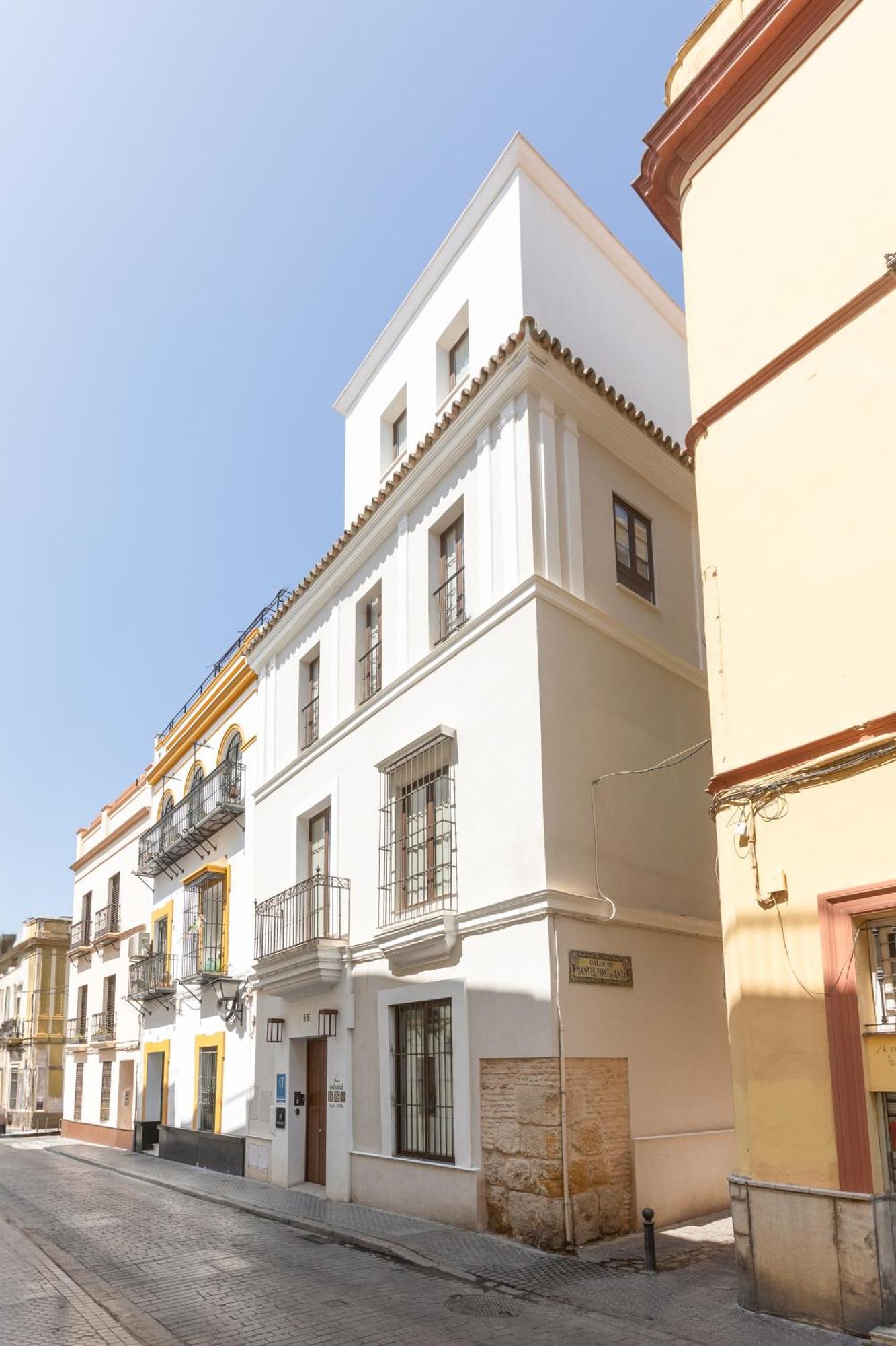 Casa Senorial Del Siglo XVIII Aparthotel Sevilla Eksteriør bilde